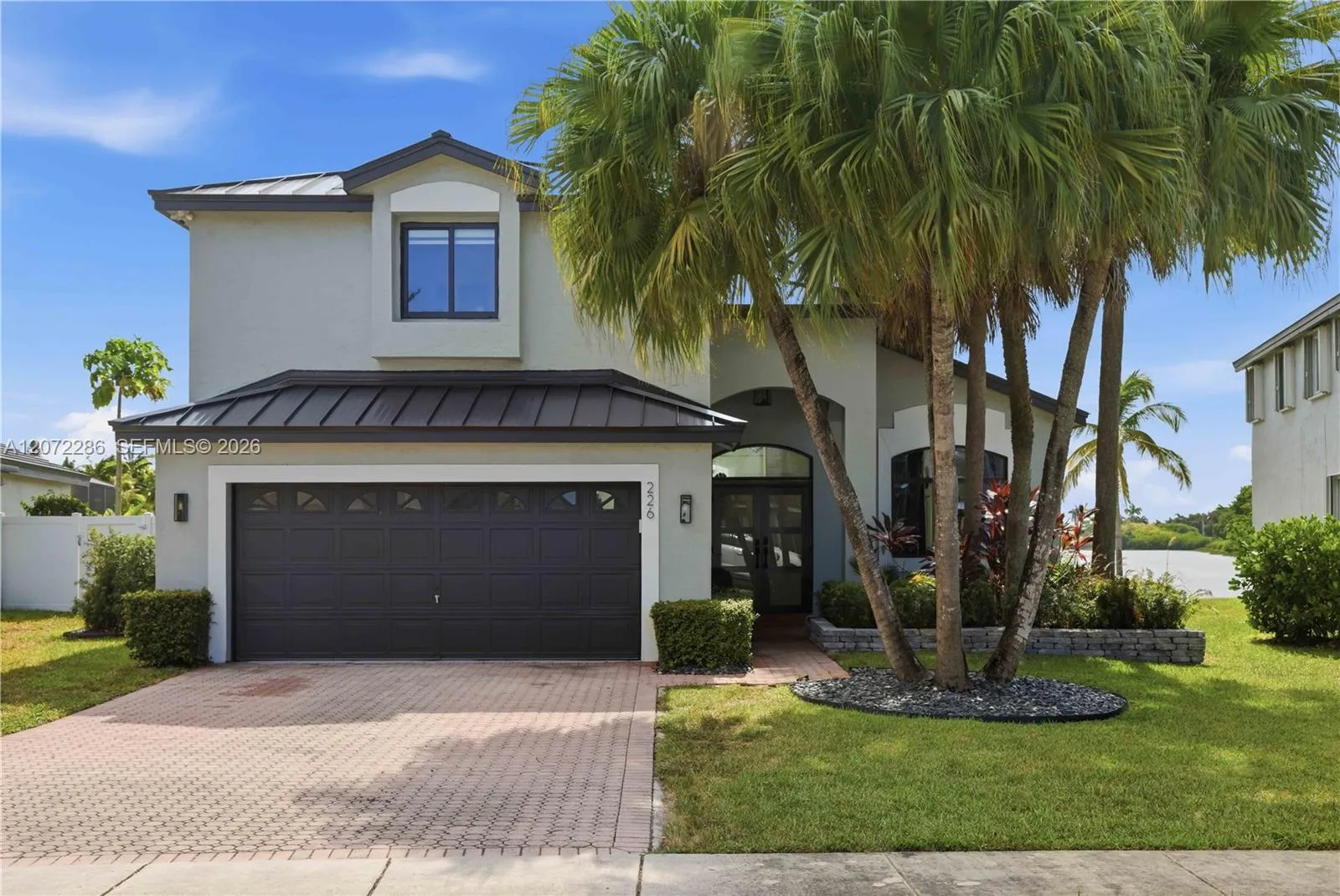 Foto de propiedad en 226 SW 180th Avenue, Pembroke Pines, FL 33029 Pembroke Pines con MLS# 
