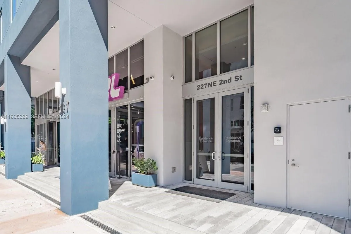 Foto de propiedad en 227 NE 2nd Street 2613, Miami, FL 33132 Miami con MLS# 