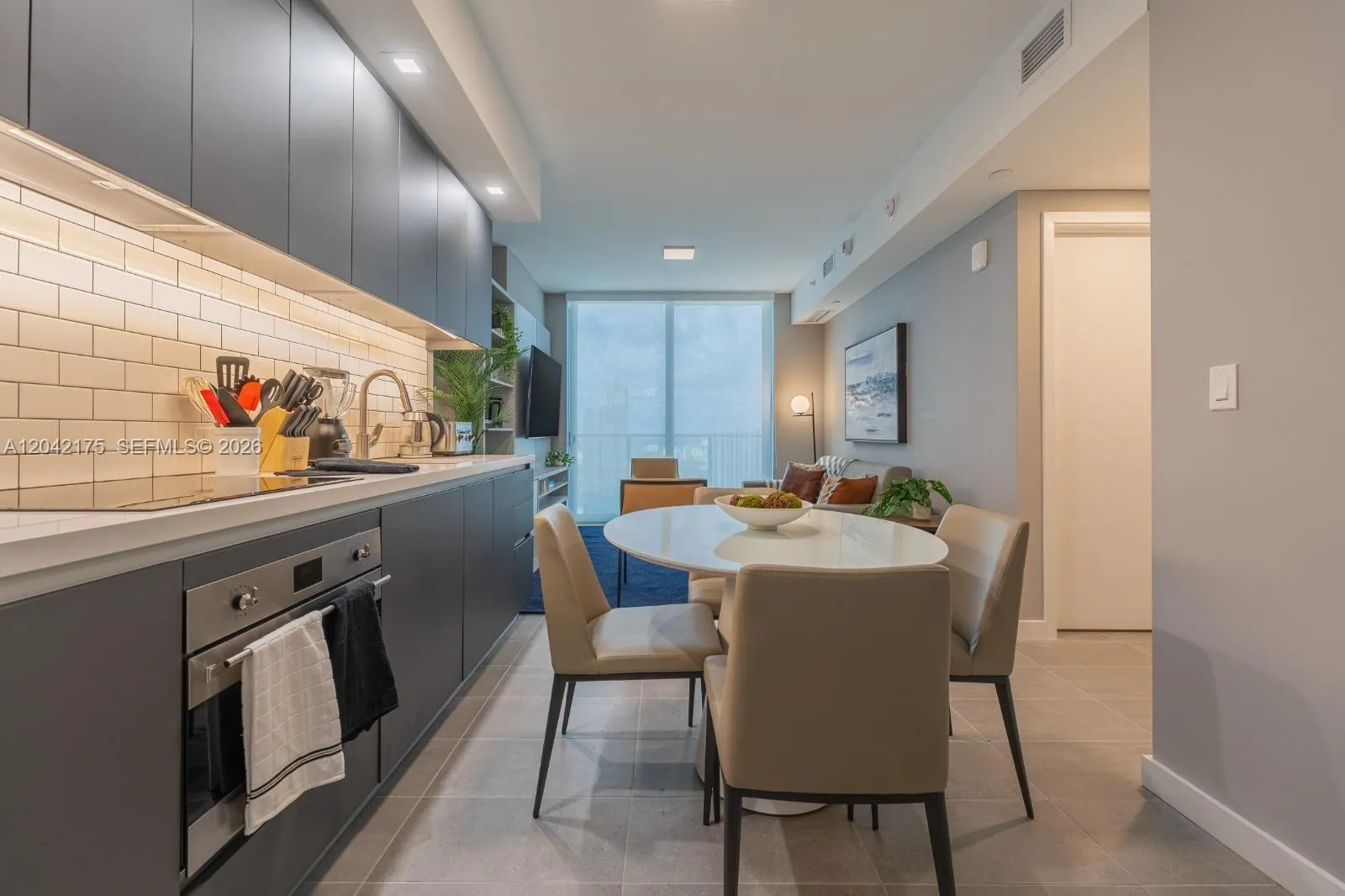 Foto de propiedad en 227 NE 2nd Street 3104, Miami, FL 33132 Miami con MLS# 