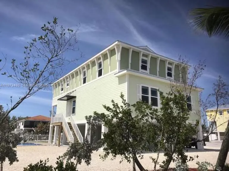 Foto de propiedad en 227 Sombrero Beach Road, Marathon, FL 33050 Marathon con MLS# 