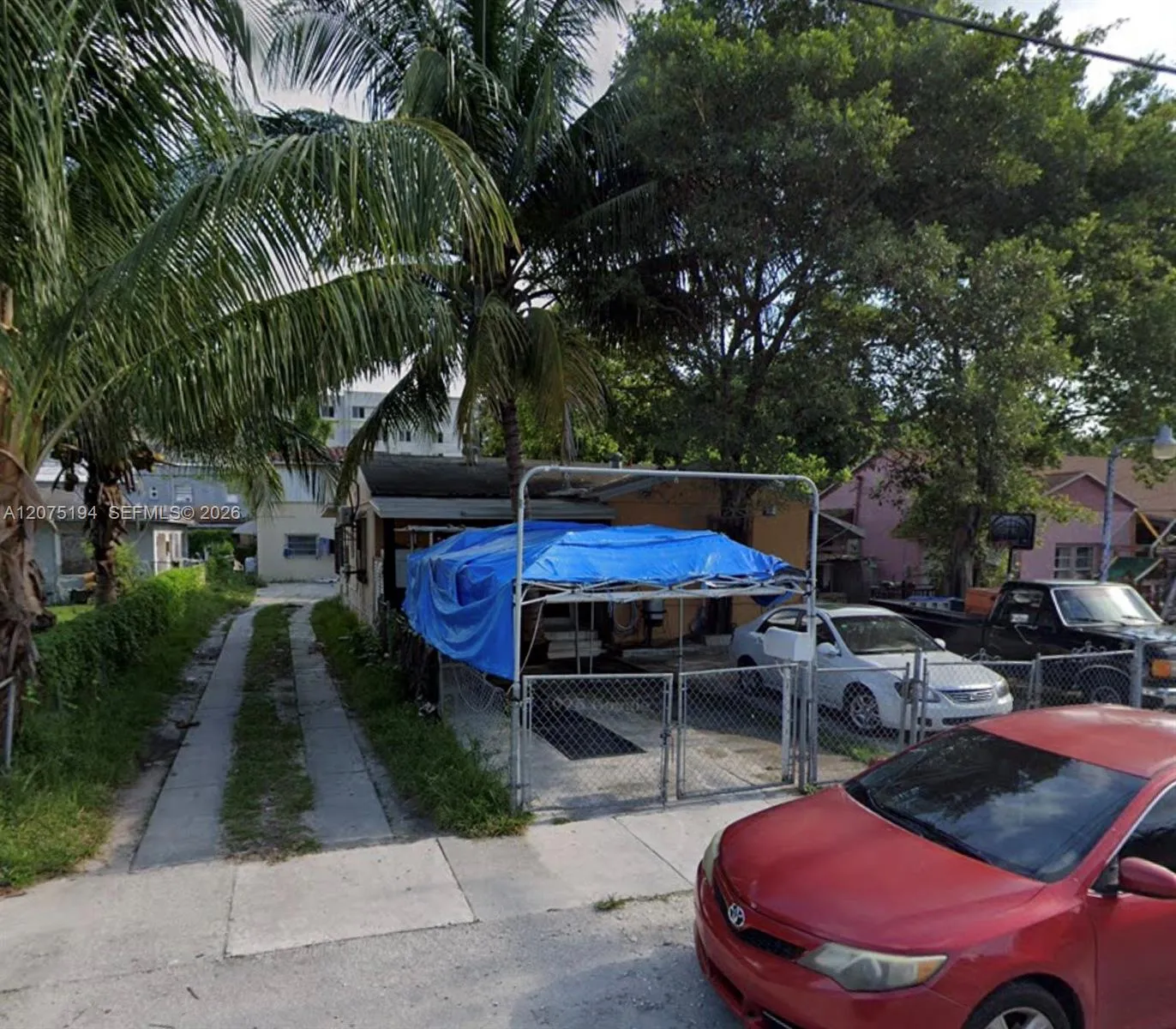 En Venta 2283 NW 35th Street, Miami, FL 33142, Miami, FL 33142