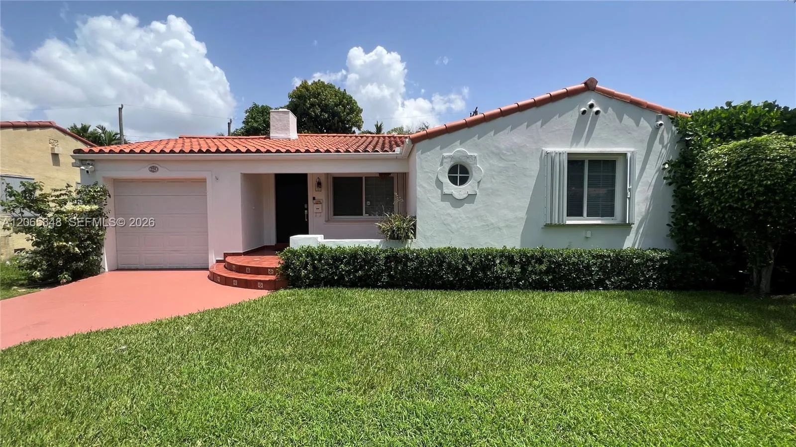 Foto de propiedad en 229 Cadima Avenue 229, Coral Gables, FL 33134 Coral Gables con MLS# 