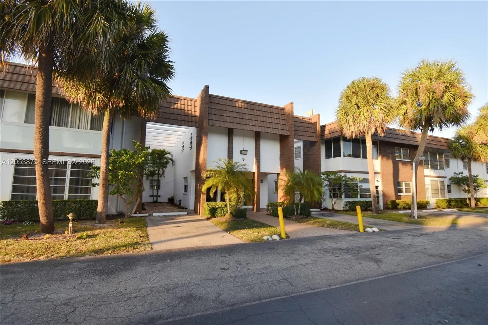 Foto de propiedad en 2291 NW 48th Terrace 214, Lauderhill, FL 33313 Lauderhill con MLS# 