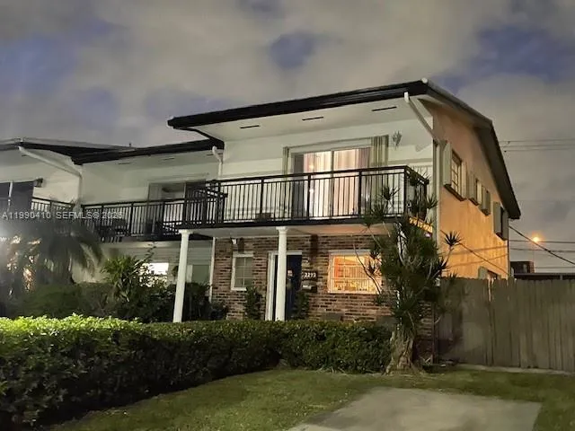 Vendido 2293 NE 122nd Street 2293, North Miami, FL 33181, North Miami, FL 33181