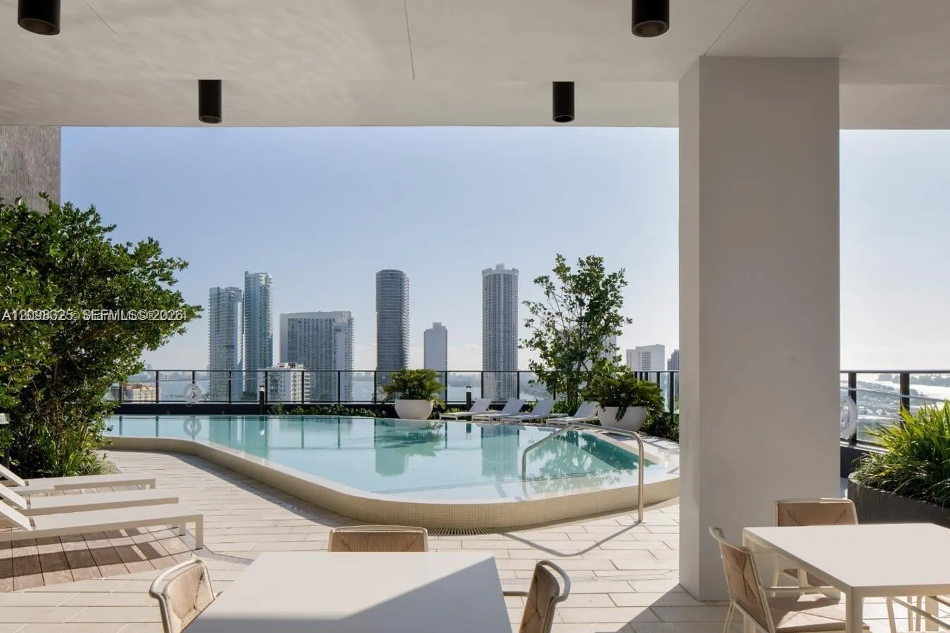 En Renta 23 NE 17th Terrace B1, Miami, FL 33132, Miami, FL 33132