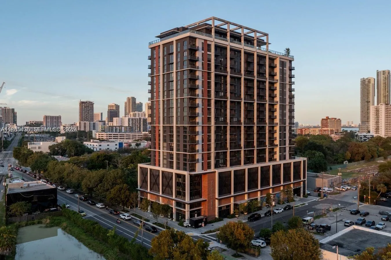 Foto de propiedad en 23 NE 17th Terrace D1, Miami, FL 33132 Miami con MLS# 