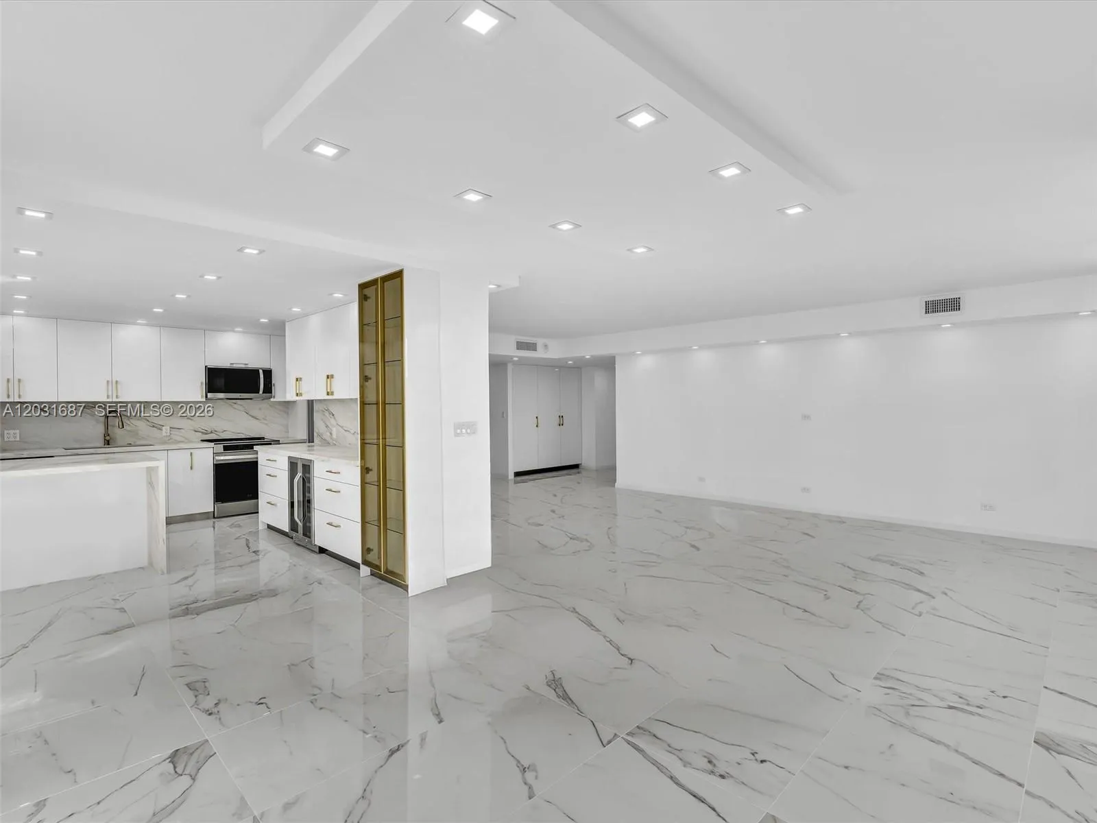 Foto de propiedad en 230 174th Street 712, Sunny Isles Beach, FL 33160 Sunny Isles Beach con MLS#