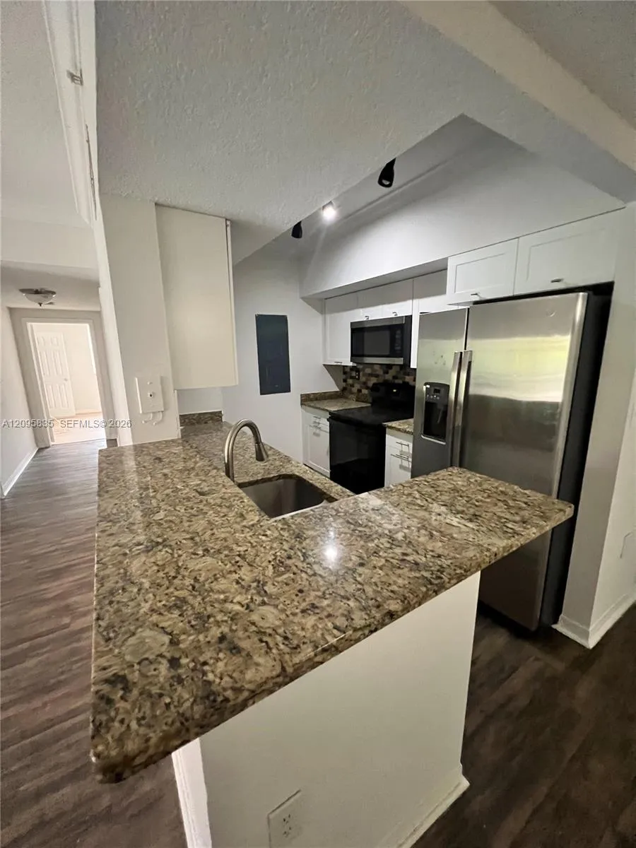 En Renta 230 SW 117th Terrace 11207, Pembroke Pines, FL 33025, Pembroke Pines, FL 33025