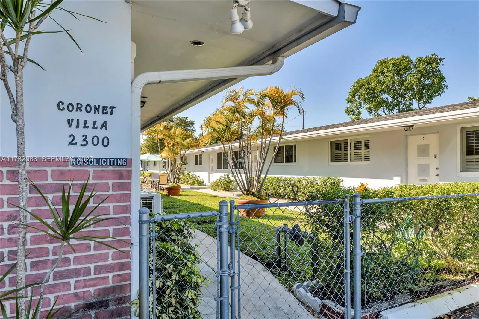 Foto de propiedad en 2300 Jackson Street 10, Hollywood, FL 33020 Hollywood con MLS# 