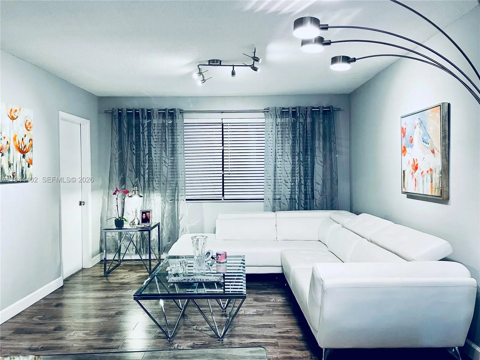 Foto de propiedad en 2300 Park Lane 201, Hollywood, FL 33021 Hollywood con MLS# 