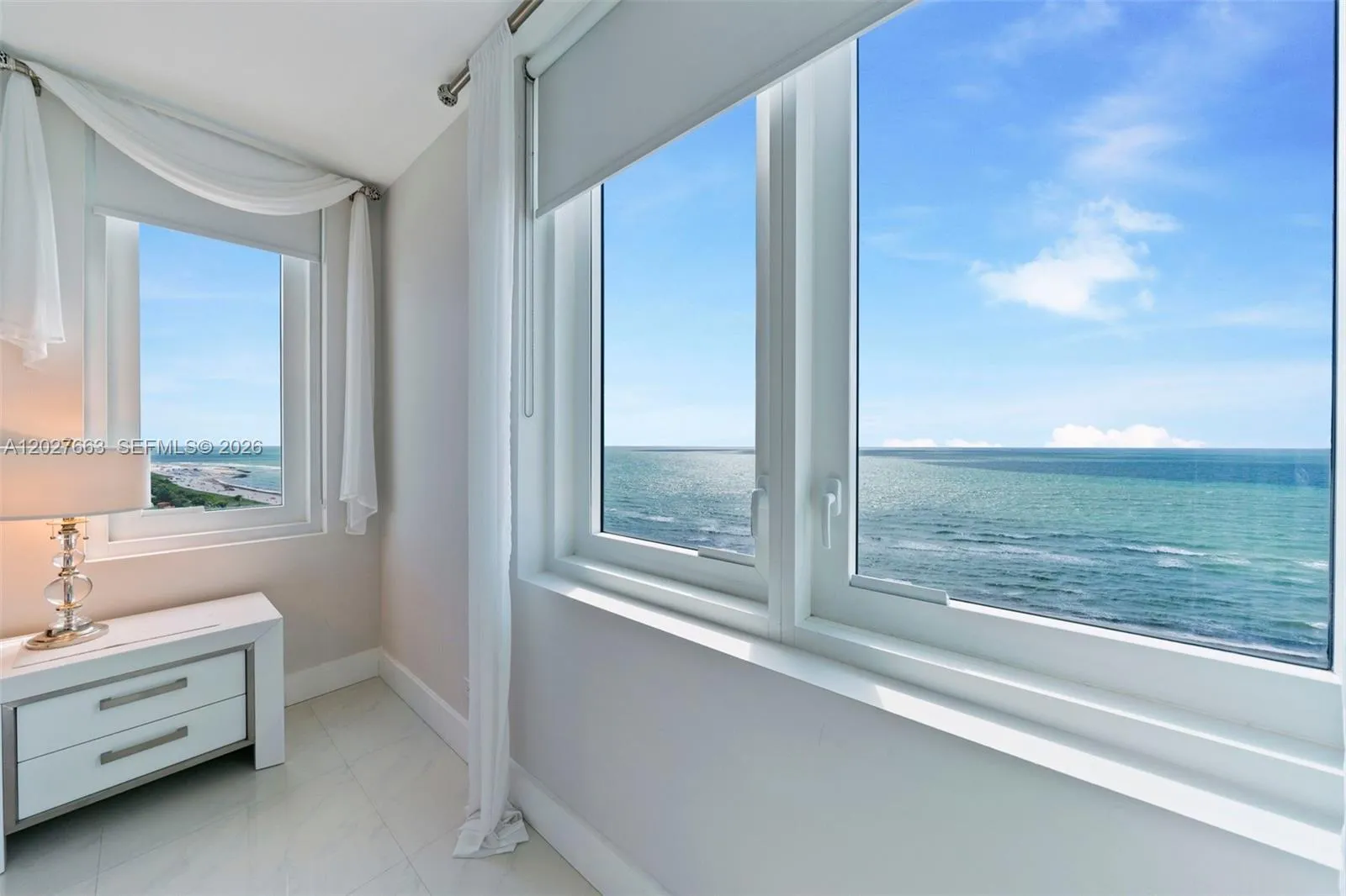 Foto de propiedad en 2301 Collins Avenue 1210, Miami Beach, FL 33139 Miami Beach con MLS# 