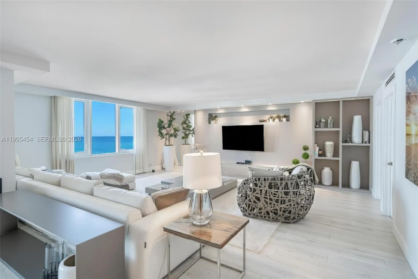 Foto de propiedad en 2301 Collins Avenue 1414/1415, Miami Beach, FL 33139 Miami Beach con MLS# 