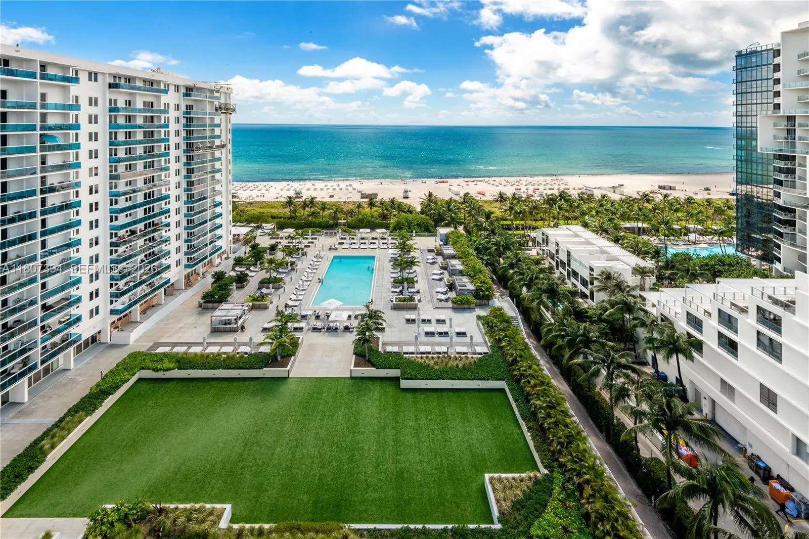 Alquilada 2301 Collins Avenue 1538, Miami Beach, FL 33139, Miami Beach, FL 33139