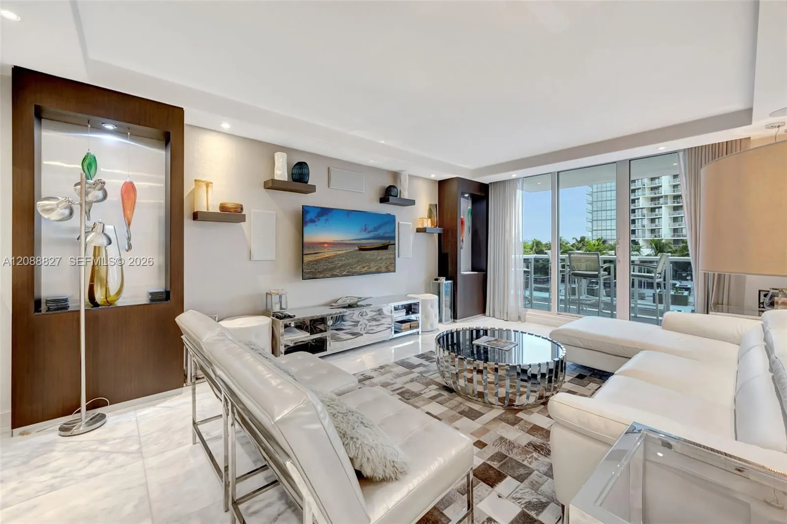 En Renta 2301 Collins Avenue 307, Miami Beach, FL 33139, Miami Beach, FL 33139