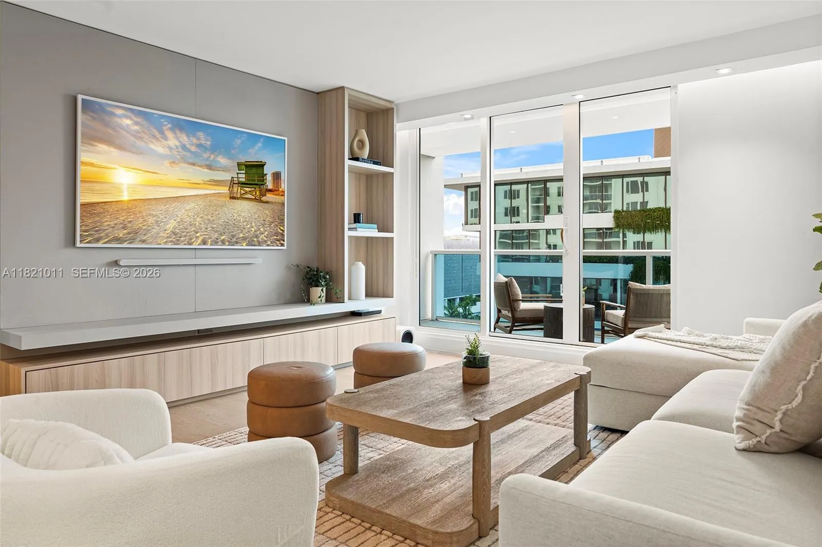 Foto de propiedad en 2301 Collins Avenue 630, Miami Beach, FL 33139 Miami Beach con MLS# 