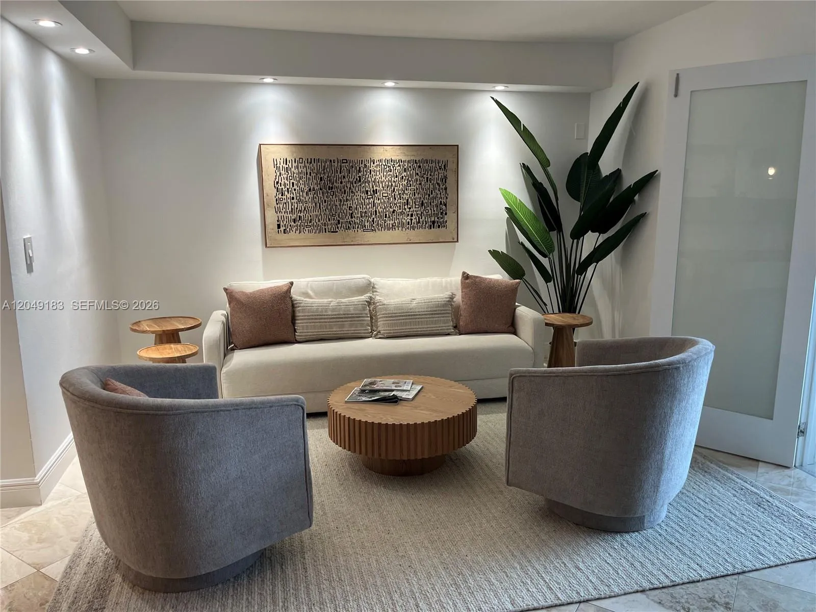 Foto de propiedad en 2301 Collins Avenue 731, Miami Beach, FL 33139 Miami Beach con MLS# 