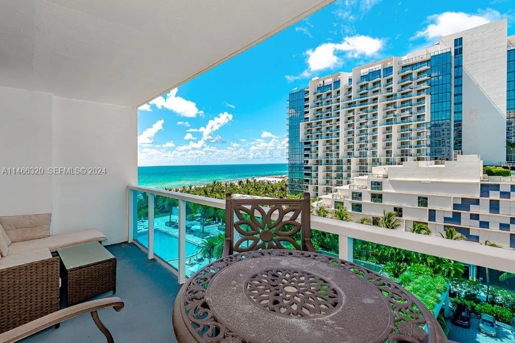 Foto de propiedad en 2301 Collins Avenue 803, Miami Beach, FL 33139 Miami Beach con MLS# 
