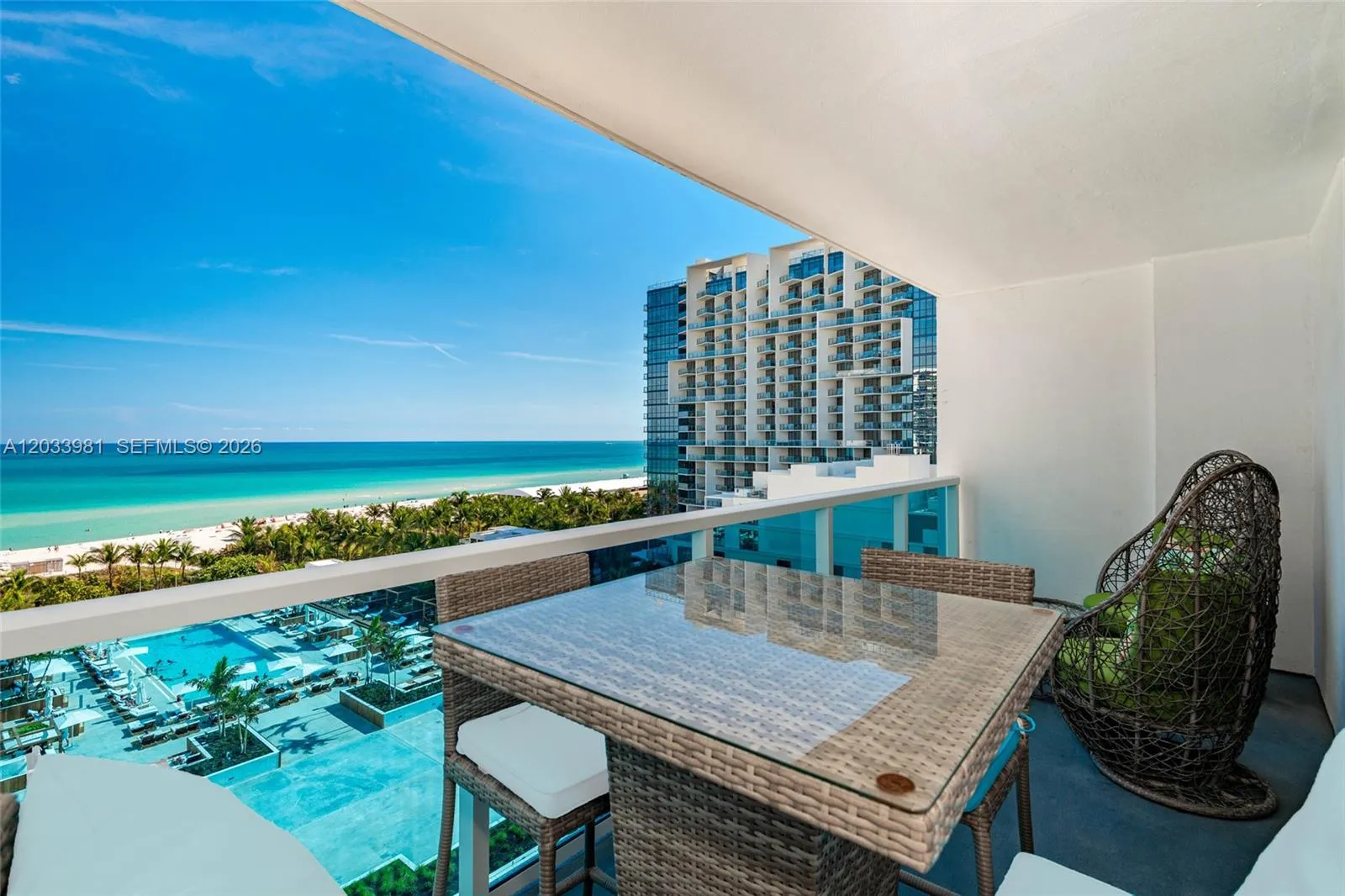 Foto de propiedad en 2301 Collins Avenue 941, Miami Beach, FL 33139 Miami Beach con MLS# 