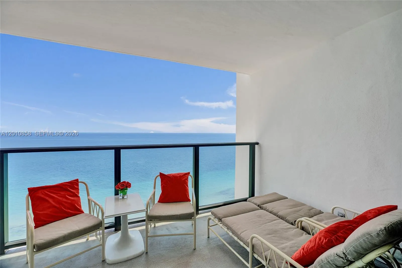 Vendido 2301 S Ocean Drive 2603, Hollywood, FL 33019, Hollywood, FL 33019