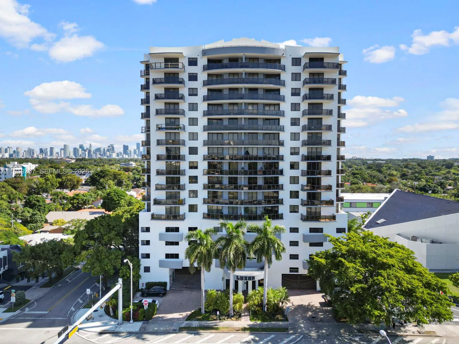En Venta 2301 SW 27th Avenue 1403, Miami, FL 33145, Miami, FL 33145