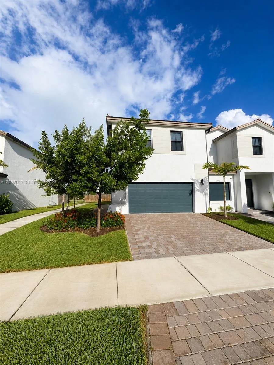 En Renta 23068 SW 129th Place 23068, Miami, FL 33170, Miami, FL 33170