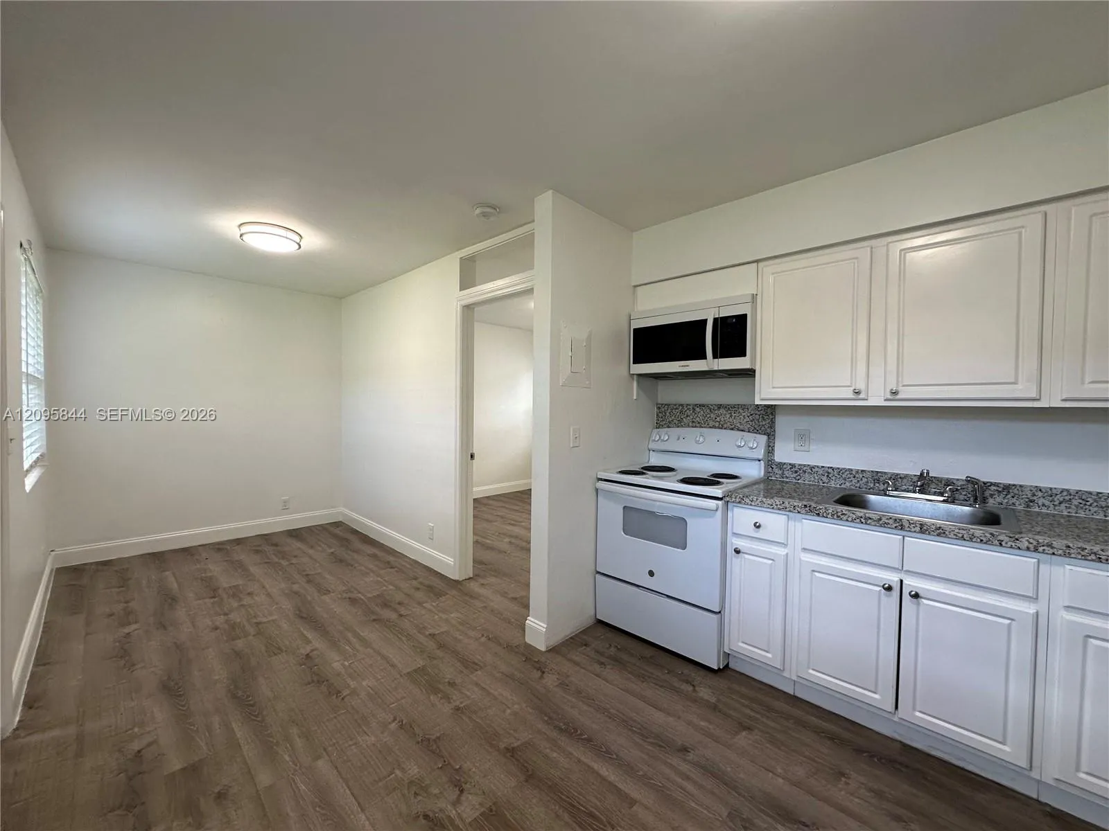 En Renta 2309 Madison Street 8, Hollywood, FL 33020, Hollywood, FL 33020