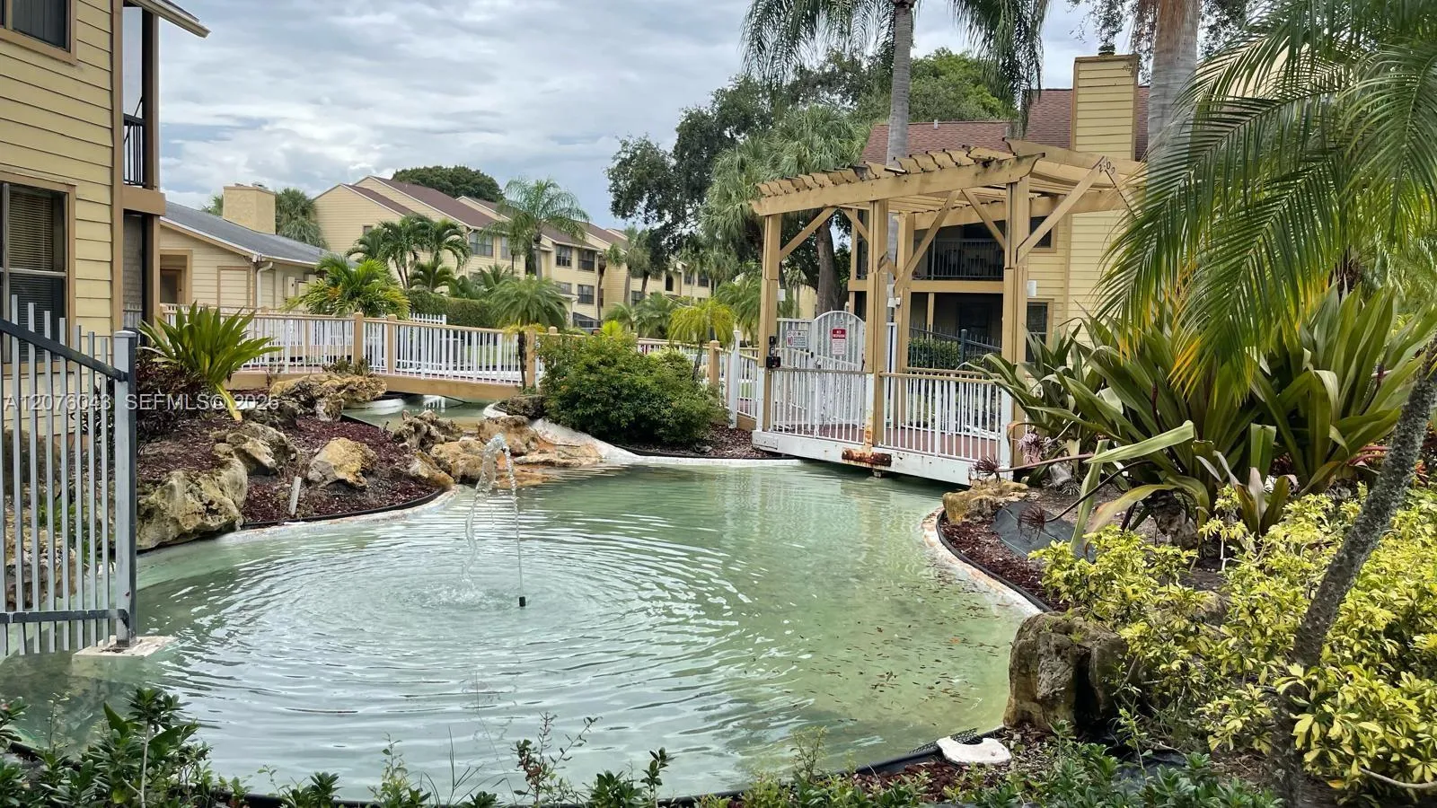 Foto de propiedad en 2311 N Congress Avenue 15, Boynton Beach, FL 33426 Boynton Beach con MLS# 
