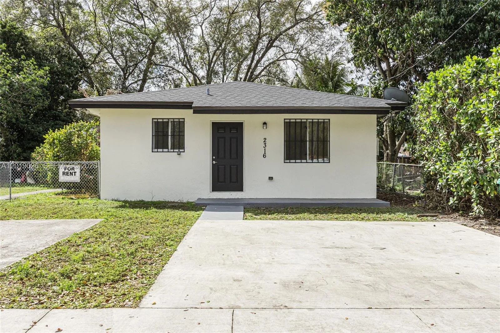 Vendido 2316-2318 NW 98th Street, Miami, FL 33147, Miami, FL 33147