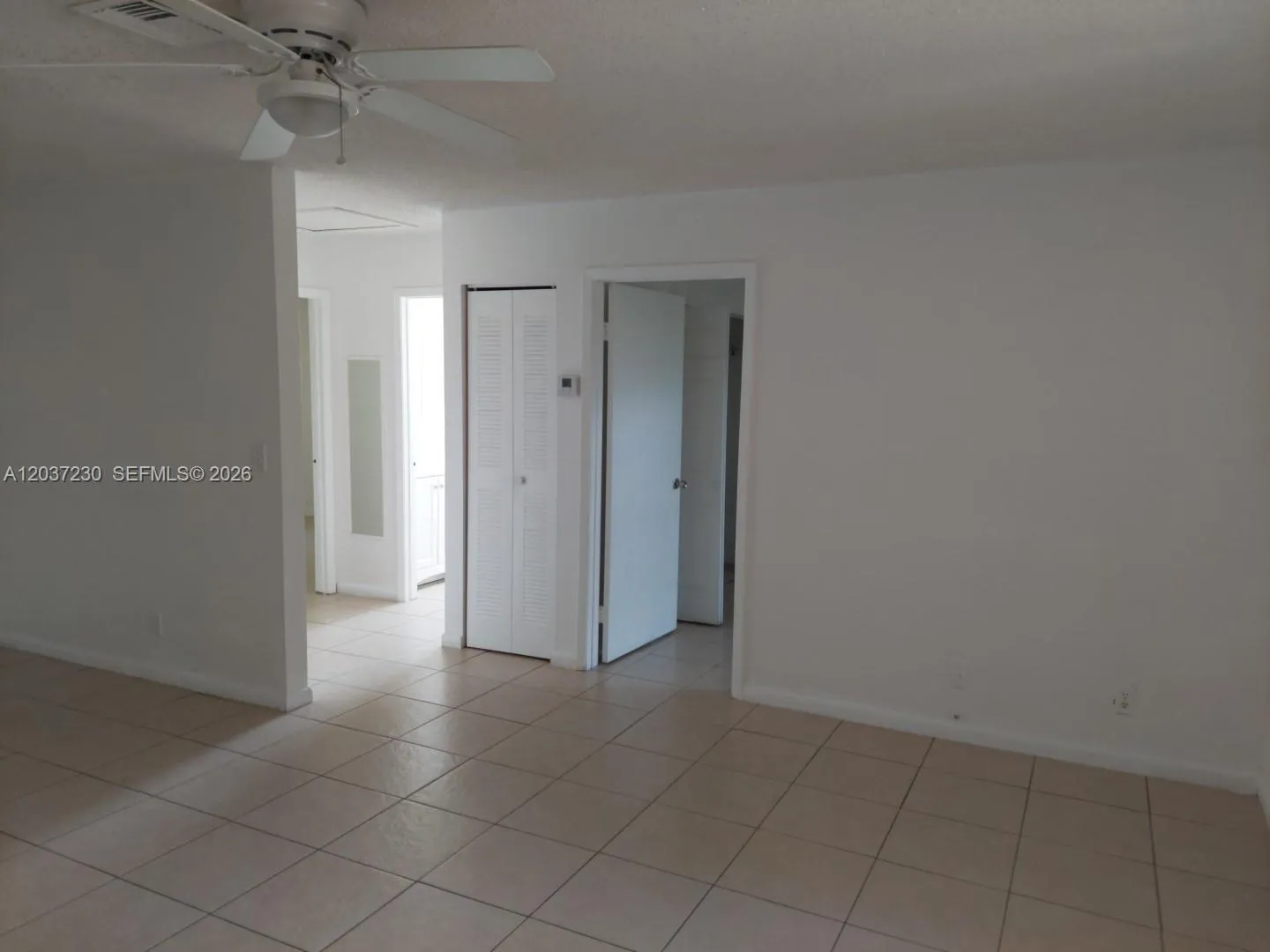 Foto de propiedad en 2319 Johnson Street 1, Hollywood, FL 33020 Hollywood con MLS# 