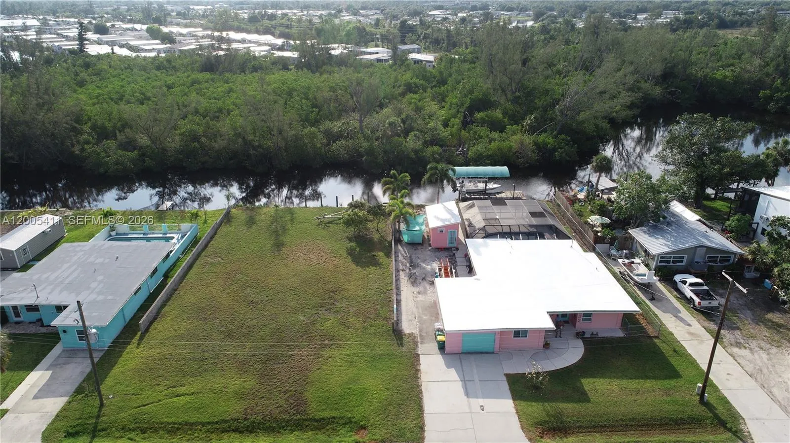 Foto de propiedad en 232 Darst Avenue, Punta Gorda, FL 33950 Punta Gorda con MLS# 