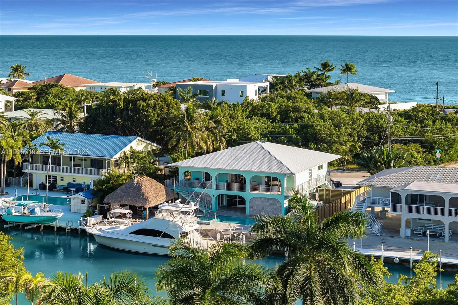 Foto de propiedad en 232 W Seaview Drive, Duck Key, FL 33050 Duck Key con MLS# 