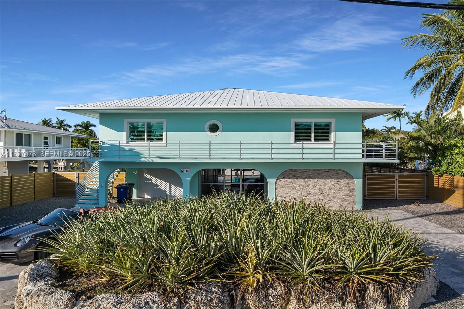 Foto de propiedad en 232 W Seaview Drive, Duck Key, FL 33050 Duck Key con MLS# 