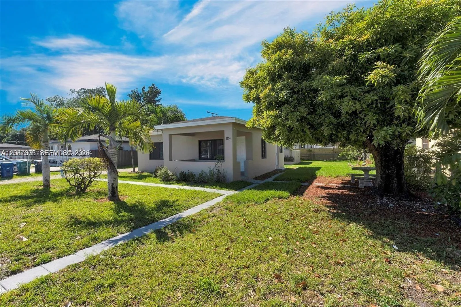 En Renta 2320 NW 95th Street 1, Miami, FL 33147, Miami, FL 33147