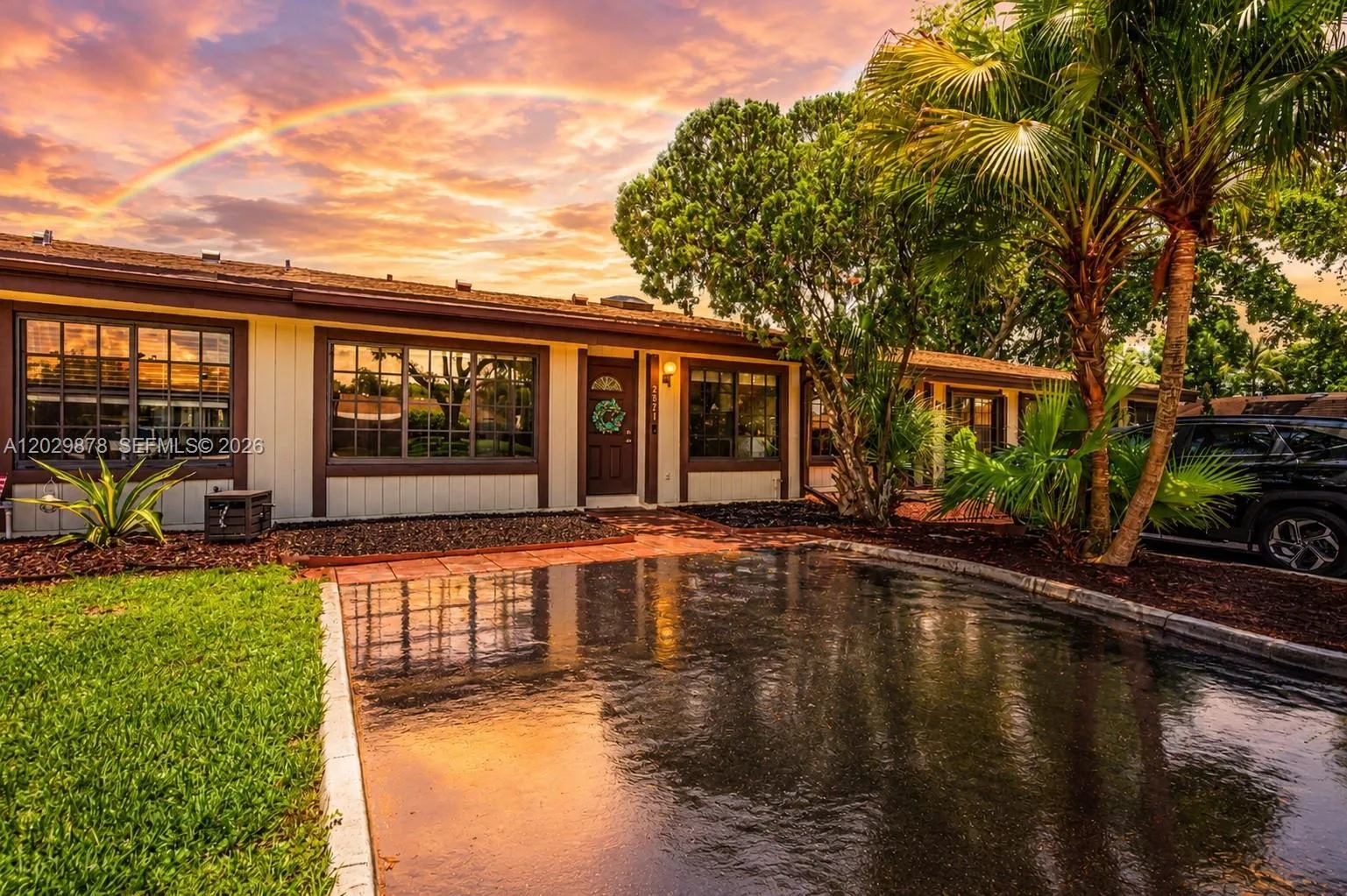 Vendido 2321 Pine Needle Court, Pembroke Pines, FL 33026, Pembroke Pines, FL 33026