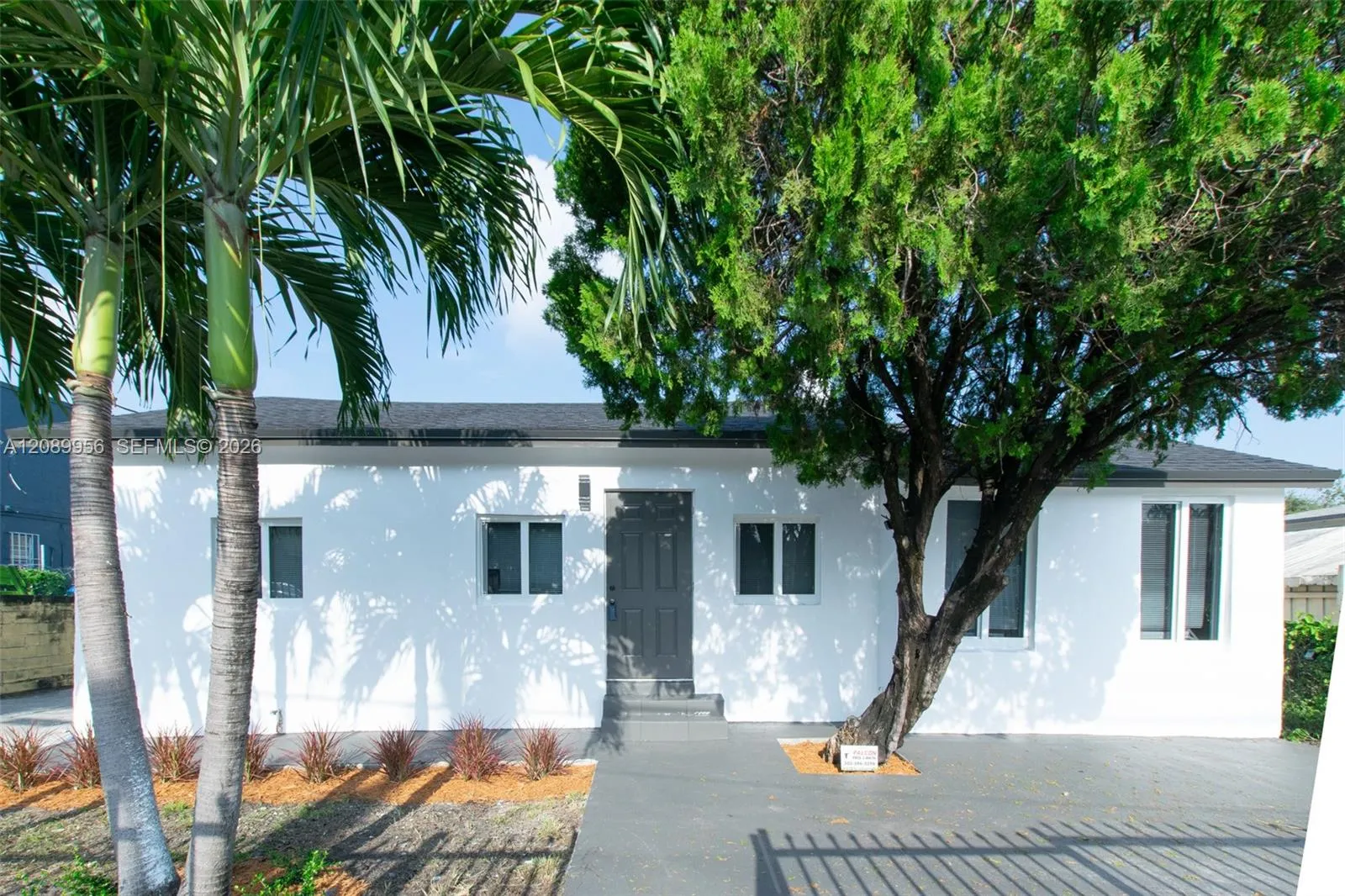 En Venta 2324 NW 14th Avenue, Miami, FL 33142, Miami, FL 33142