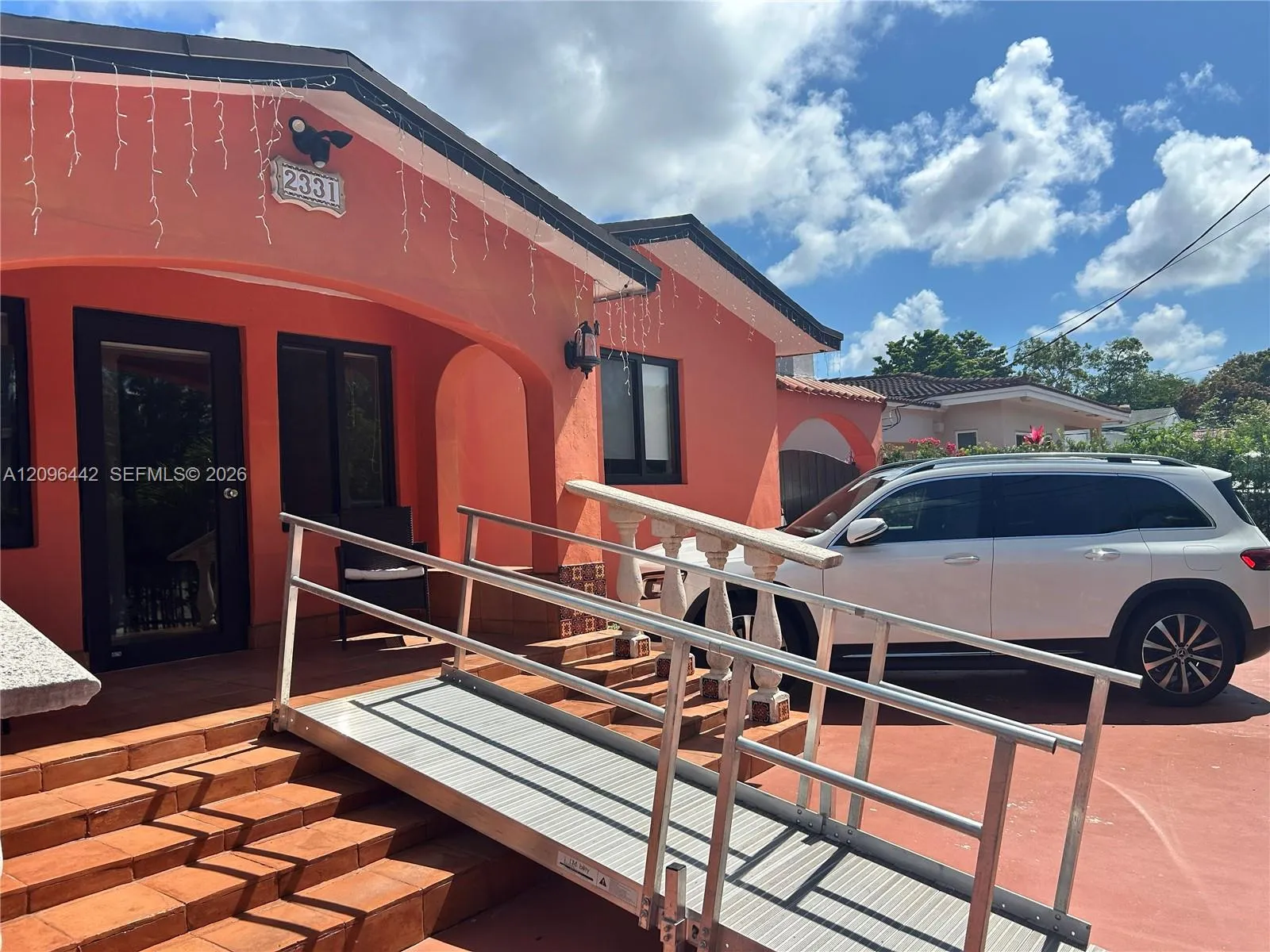 En Venta 2331 SW 7th Street, Miami, FL 33135, Miami, FL 33135