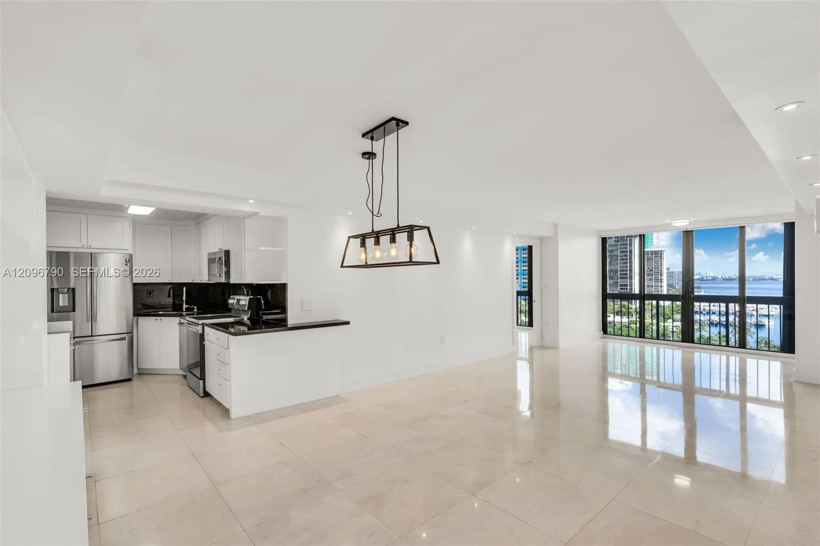 En Venta 2333 Brickell Avenue 1007, Miami, FL 33129, Miami, FL 33129