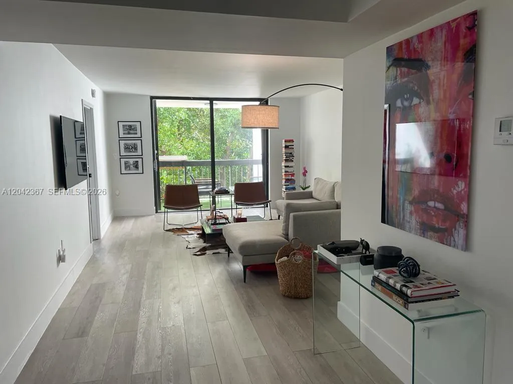 Foto de propiedad en 2333 Brickell Avenue 314, Miami, FL 33129 Miami con MLS# 