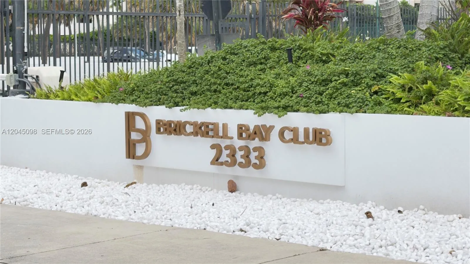 Foto de propiedad en 2333 Brickell Avenue 614, Miami, FL 33129 Miami con MLS# 