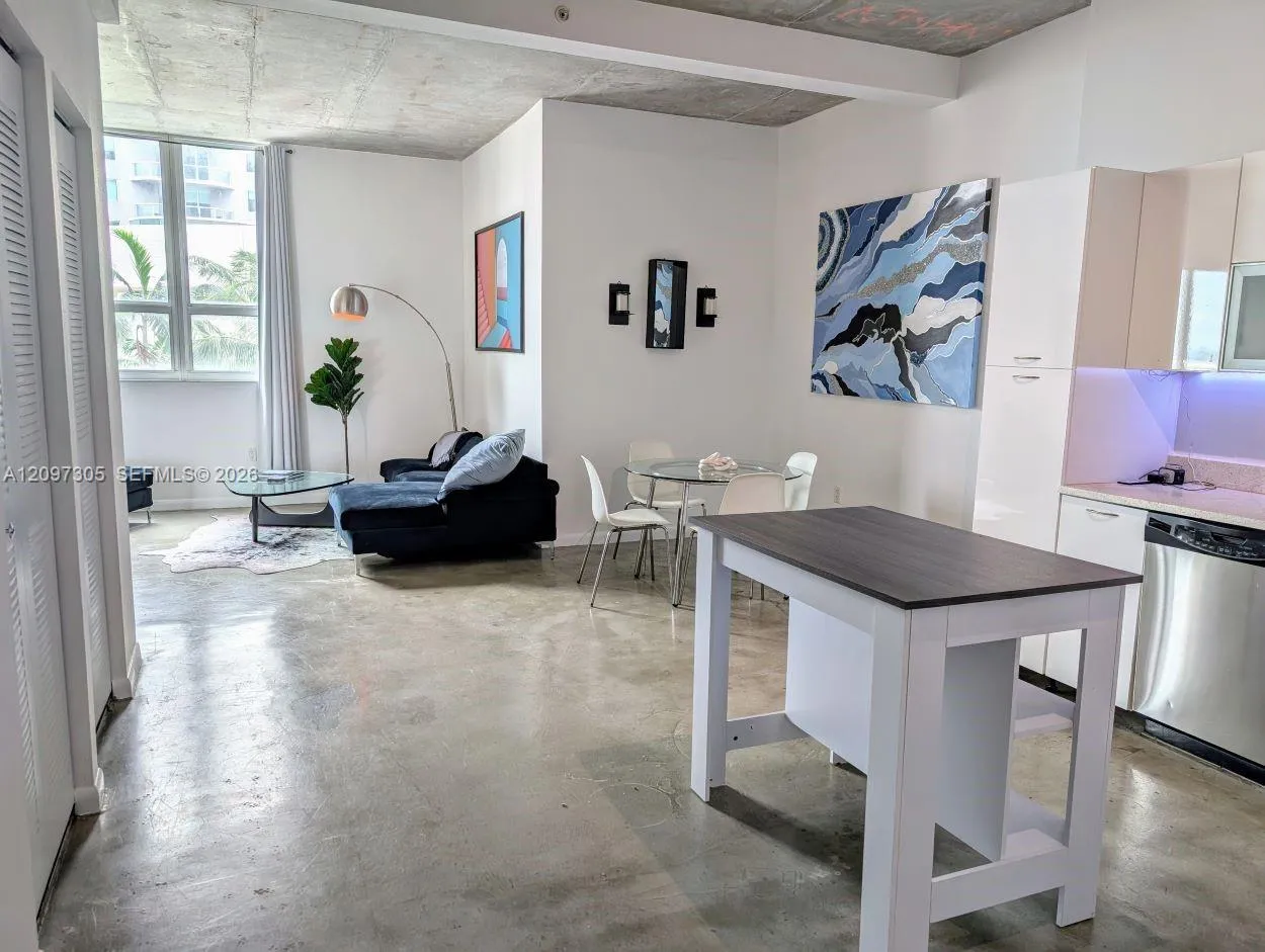 En Renta 234 NE 3rd Street 1204, Miami, FL 33132, Miami, FL 33132