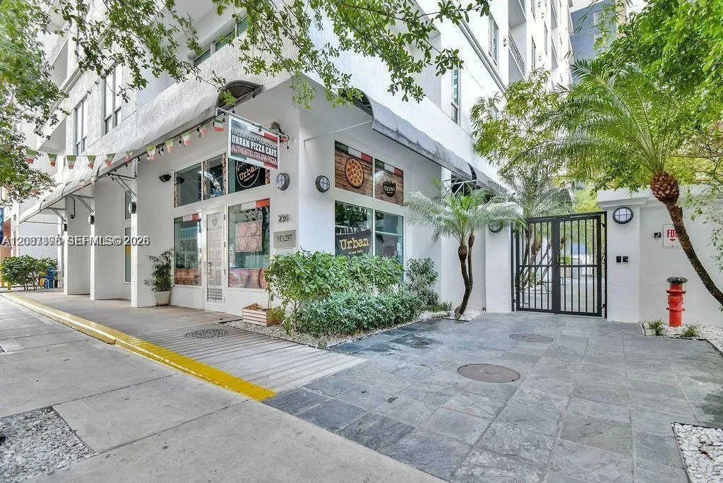 Foto de propiedad en 234 NE 3rd Street 1701, Miami, FL 33132 Miami con MLS# 