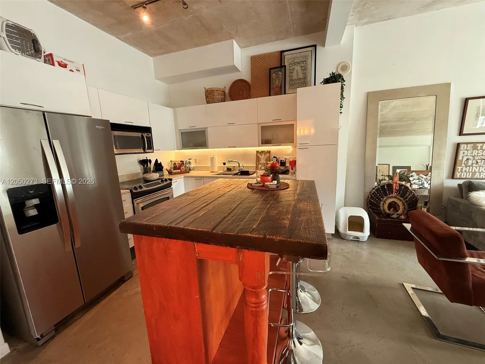 Foto de propiedad en 234 NE 3rd Street 305, Miami, FL 33132 Miami con MLS# 