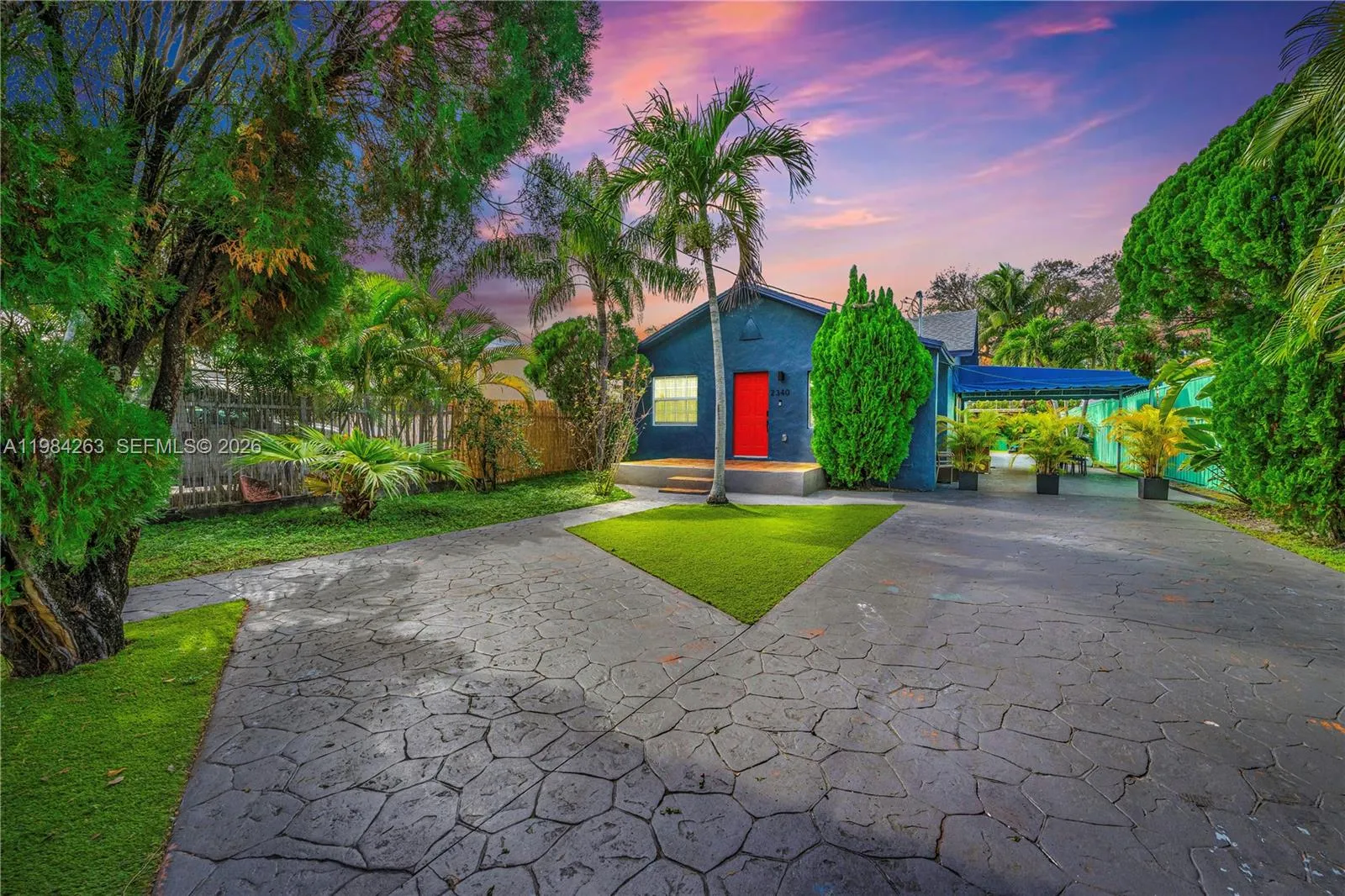 Vendido 2340 NW 23rd Court, Miami, FL 33142, Miami, FL 33142