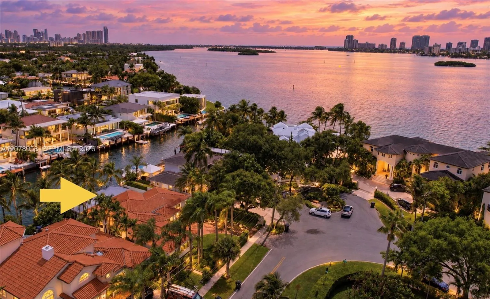En Venta 2341 Keystone Boulevard, North Miami, FL 33181, North Miami, FL 33181