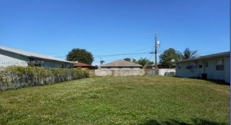 Vendido 2343 Douglas Street, Hollywood, FL 33020, Hollywood, FL 33020
