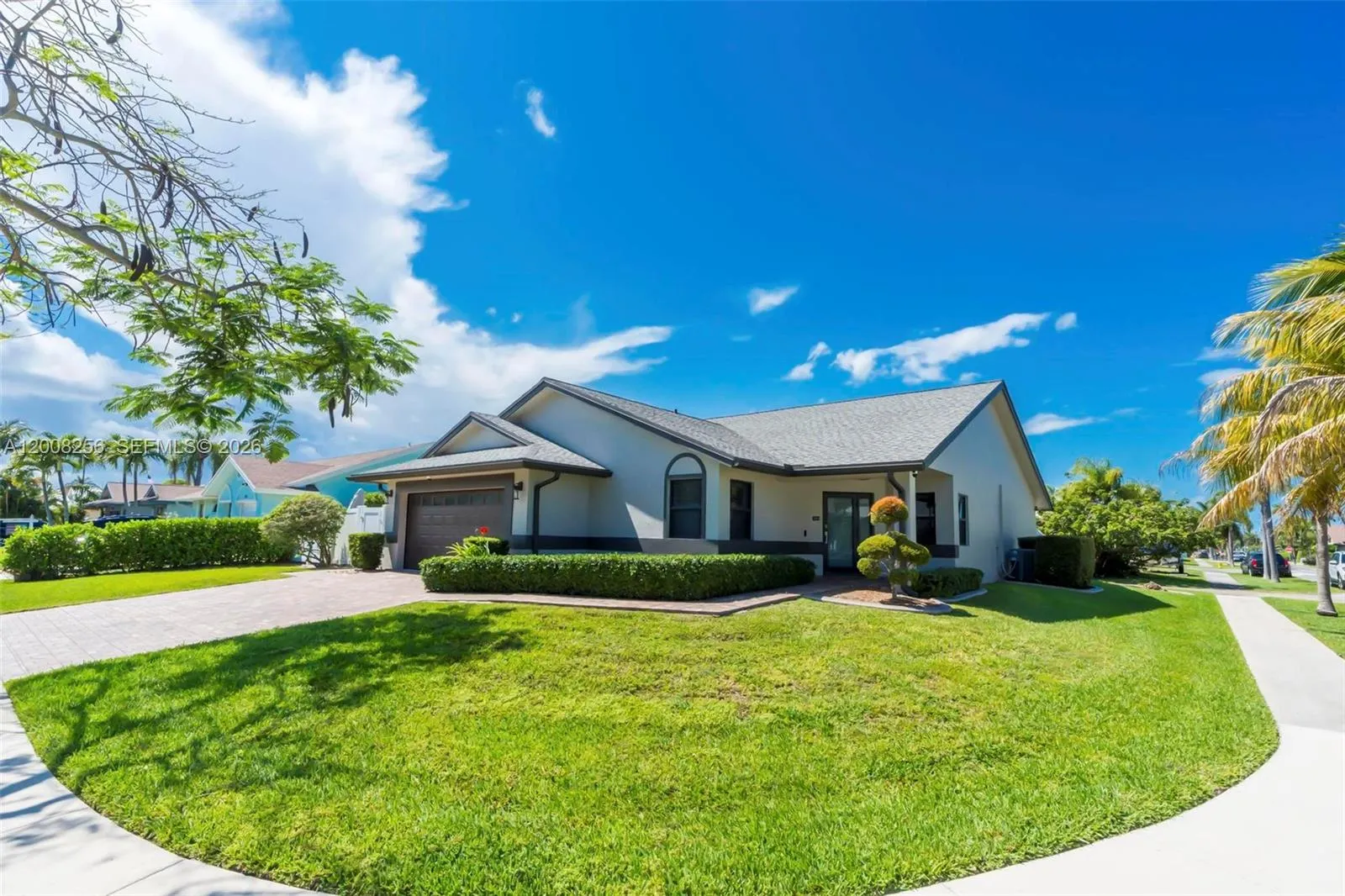 Vendido 235 SE 9th Street, Dania Beach, FL 33004, Dania Beach, FL 33004