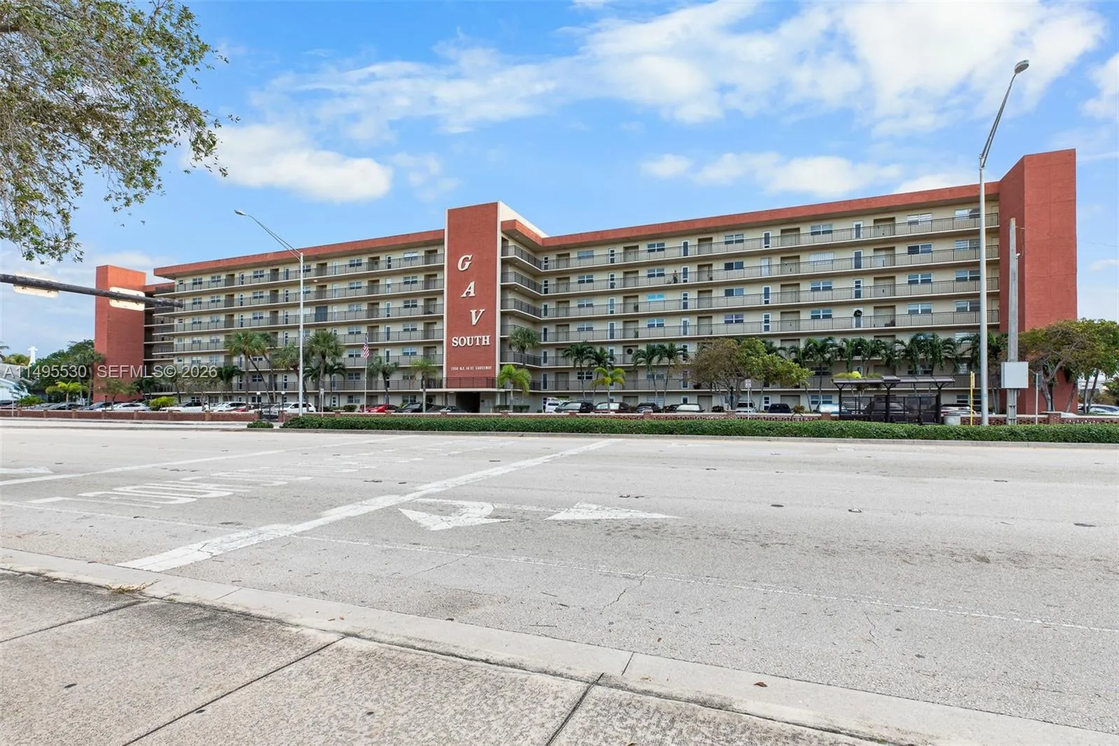 Foto de propiedad en 2350 NE 14th St Causeway 505, Pompano Beach, FL 33062 Pompano Beach con MLS#