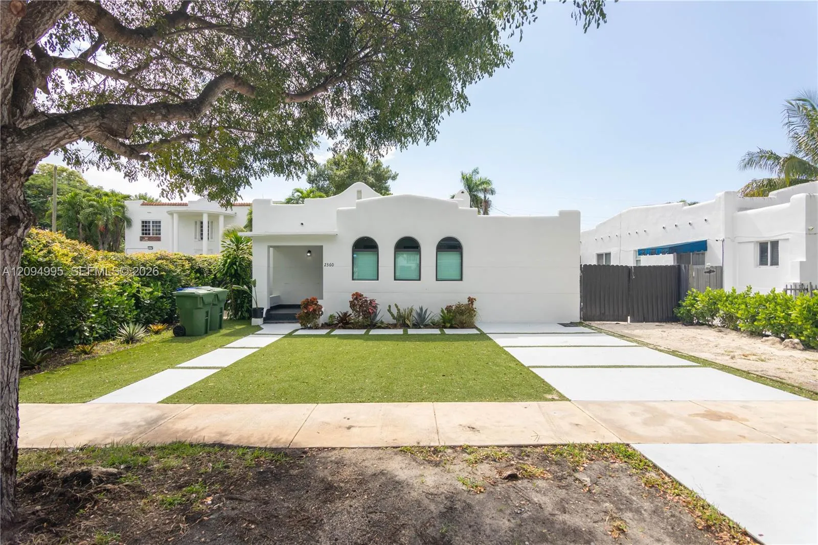 En Venta 2360 SW 12th Street, Miami, FL 33135, Miami, FL 33135