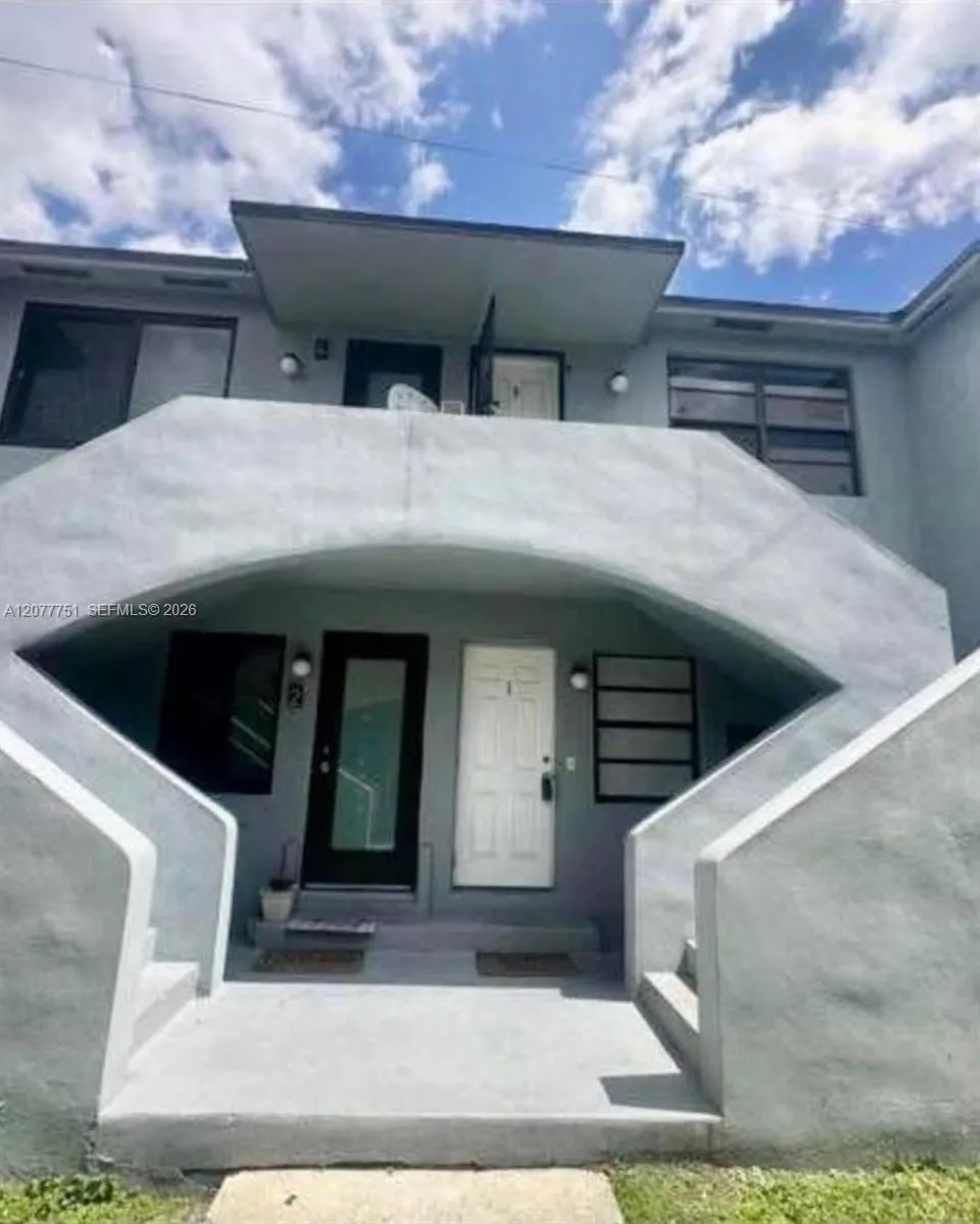 En Renta 2361 SW 27th Street 1, Miami, FL 33133, Miami, FL 33133