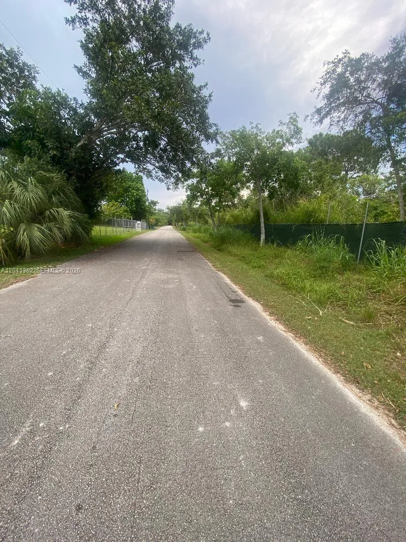 Foto de propiedad en 23625 SW 125 Avenue, Homestead, FL 33032 Homestead con MLS# 